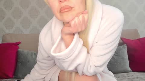 VLADAX555 online show from 01.29.25