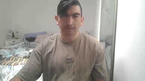 Snapshot of vladir_9 chatting on 10.30.25 vladir_9 online show from 10.30.25