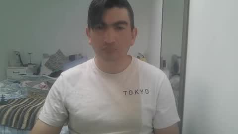 Snapshot of vladir_9 chatting on 11.11.25 vladir_9 online show from 11.11.25