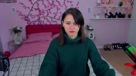 Vladlena online show from 10.16.25
