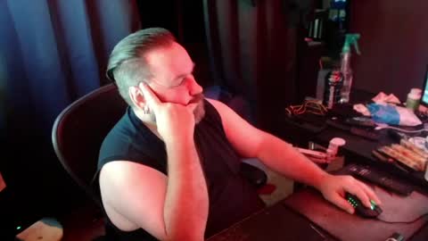 Snapshot of voidcatdaddy chatting on 05.14.26 Rev online show from 05.14.26