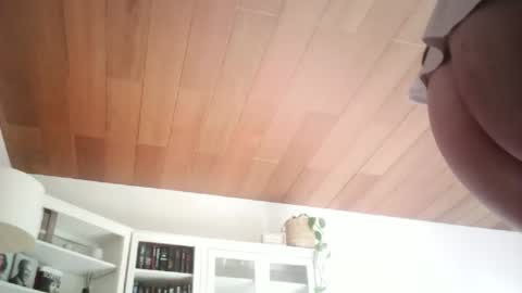 Snapshot of volkeronly chatting on 03.02.26 volkeronly online show from 03.02.26