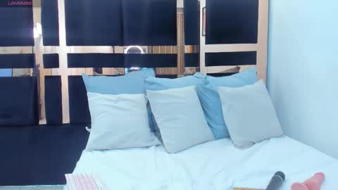 Lisa online show from 12.13.25