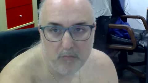 Snapshot of volpi72 chatting on 02.25.26 volpi72 online show from 02.25.26