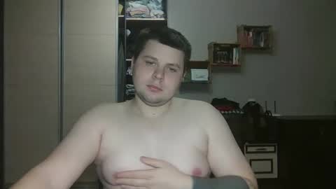 Snapshot of volshebnik_130 chatting on 03.06.25 Volshebnik1302 online show from 03.06.25