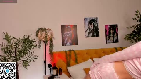 Vonen online show from 05.25.26