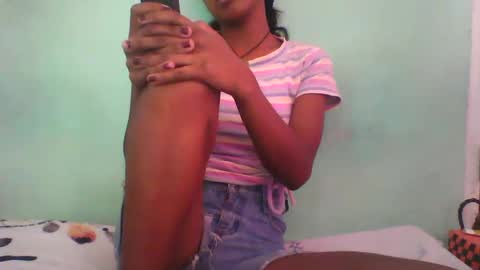 Snapshot of vounialdy chatting on 02.12.25 vounialdy online show from 02.12.25