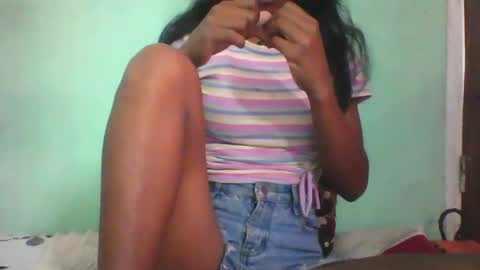 Snapshot of vounialdy chatting on 02.12.25 vounialdy online show from 02.12.25