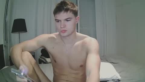 Snapshot of vouvoucouple chatting on 12.05.24 Tim online show from 12.05.24