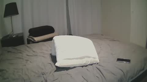 Snapshot of vouvoucouple chatting on 12.16.24 Tim online show from 12.16.24