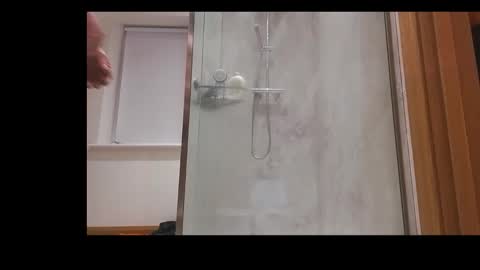 Snapshot of voyeur1391365 chatting on 10.12.25 voyeur1391365 online show from 10.12.25