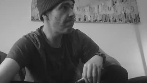 Snapshot of voyeuredeluxe chatting on 02.17.26 voyeuredeluxe online show from 02.17.26