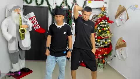 voyeurism_guys online show from 12.18.25