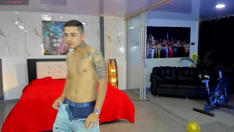 voyeurism_guys online show from 03.25.26