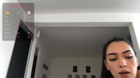 Snapshot of vsantini_ chatting on 02.22.25 vsantini_ online show from 02.22.25