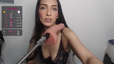 Snapshot of vsantini_ chatting on 09.22.25 vsantini_ online show from 09.22.25