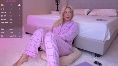 Sunshiny online show from 09.13.25