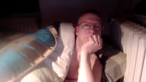 Snapshot of vthomasp719 chatting on 02.17.26 vthomasp719 online show from 02.17.26