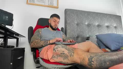 vyxen_ online show from 03.27.26