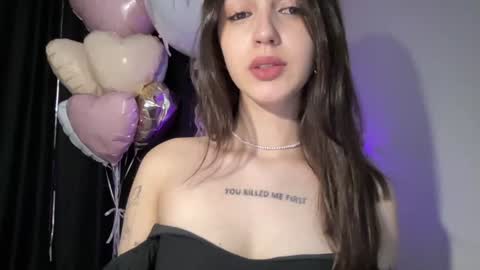 Alice  Before pvt write to me in PM  online show from 01.24.25