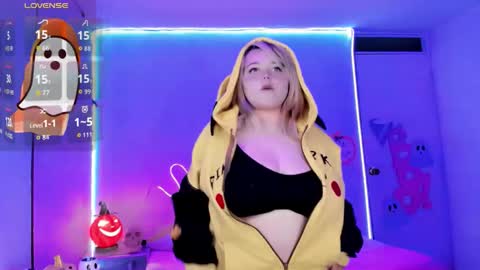   online show from 10.10.25