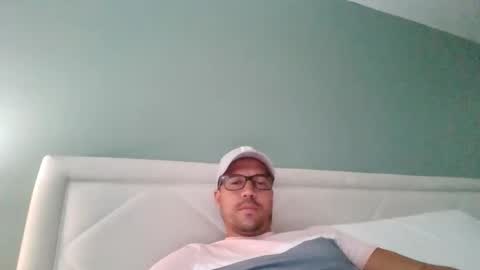 Snapshot of wakandalive chatting on 09.13.25 wakandalive online show from 09.13.25