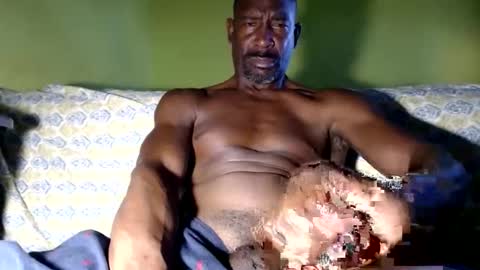 Snapshot of waleswusup chatting on 01.08.25 Champion Lover online show from 01.08.25