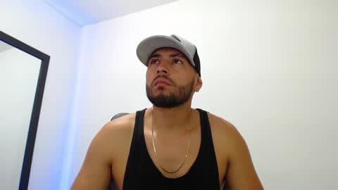 Snapshot of walter_brownn01 chatting on 01.20.25 WALTER BROWN online show from 01.20.25