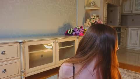 hello guys im Lilian online show from 10.02.25