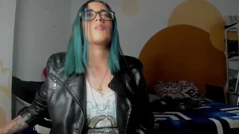 Waningrose  Lu online show from 12.11.24