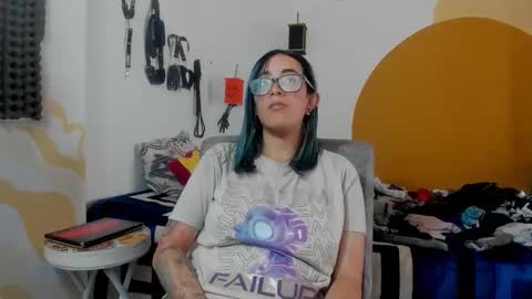 Waningrose  Lu online show from 01.06.25