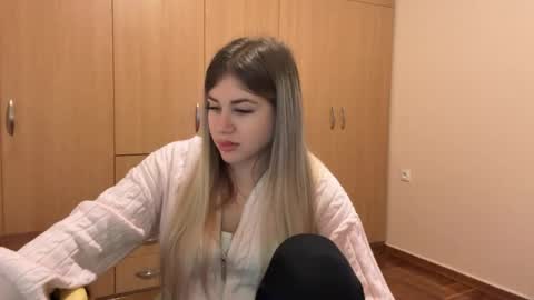 Elena  online show from 03.28.26