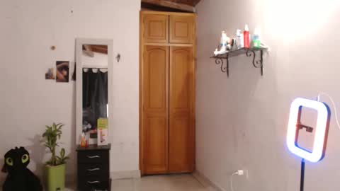 Snapshot of warrior_xena chatting on 10.14.25 warrior_xena online show from 10.14.25