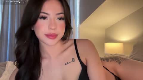 Snapshot of wasianbby chatting on 09.18.25 Hey my name is Mila Girl next door x online show from 09.18.25