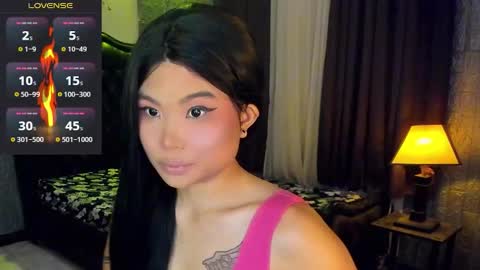 Snapshot of watashi_rianne chatting on 12.27.24 RIANNE online show from 12.27.24