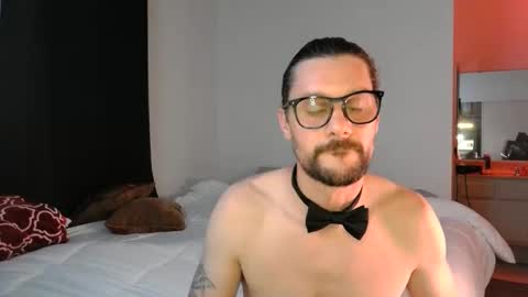 Snapshot of watersports25 chatting on 01.15.26 Sunny online show from 01.15.26