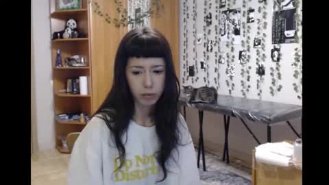 Mina online show from 11.13.25