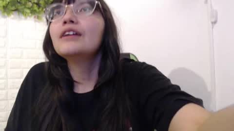 Trixie 3 online show from 02.18.25