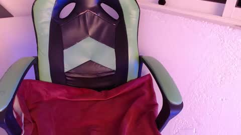 Trixie 3 online show from 10.31.25