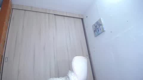 we_we77 online show from 12.19.24