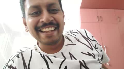 sexyguy online show from 09.09.25