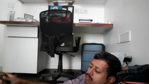 sexyguy online show from 02.18.26