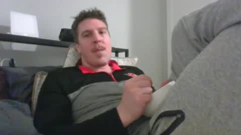 Snapshot of weatheredvoid chatting on 02.08.25 WeatheredVoid online show from 02.08.25