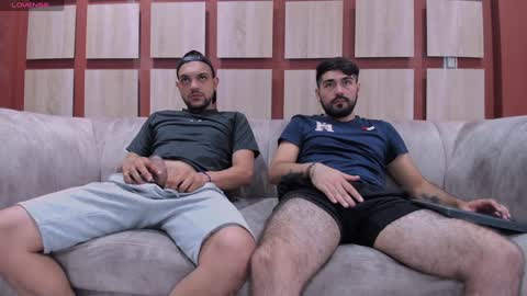 Jhonny Dick  his neighbors. online show from 12.04.24