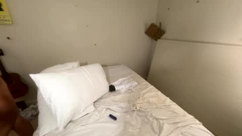 Retainer Forever Solo Album online show from 04.02.26