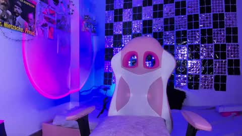 weed420moni online show from 04.05.26