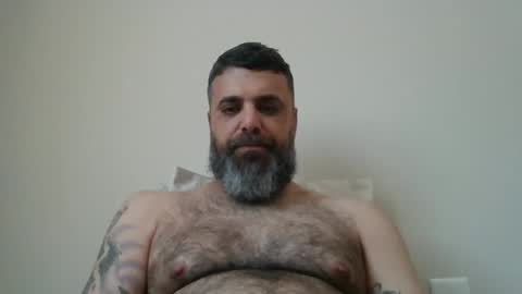 Snapshot of weezy210 chatting on 05.31.26 Weezy online show from 05.31.26