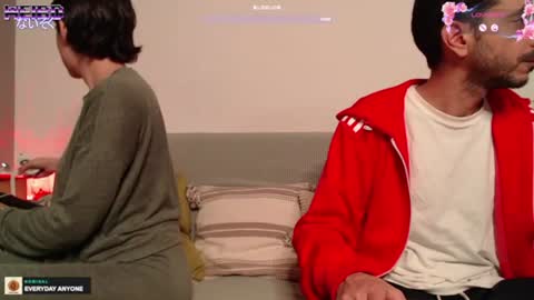 Snapshot of weird_inside chatting on 01.02.25 Alyssa and James online show from 01.02.25