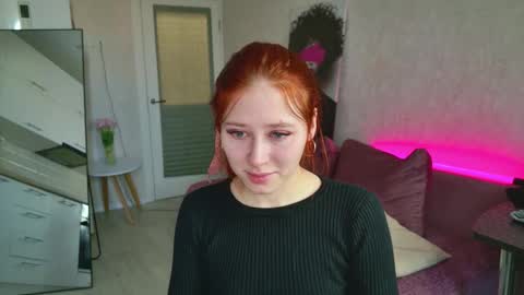 Snapshot of weisser_moon chatting on 02.19.26 Weisser moon online show from 02.19.26