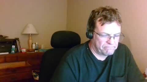 Snapshot of welderod chatting on 06.26.26 welderod online show from 06.26.26